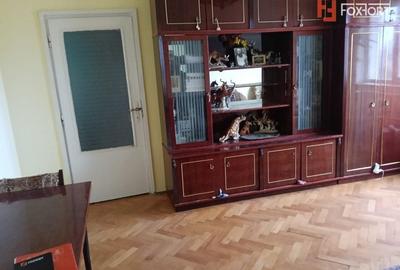 Apartament cu 3 camere semidecomandat, mobilat în Girocului - 1