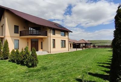 Casă cu 4 camere în Dragomirna - 5