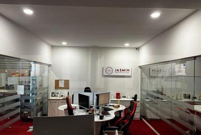 Spa?iu comercial situat in inima orasului, ideal pentru afa - 5