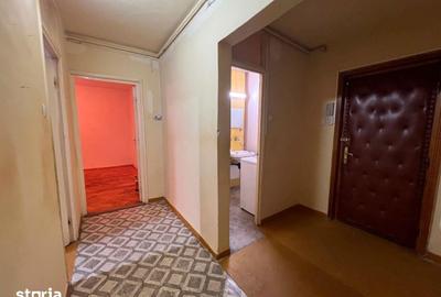 Apartament cu 3 camere decomandat în Tudor Vladimirescu - 2