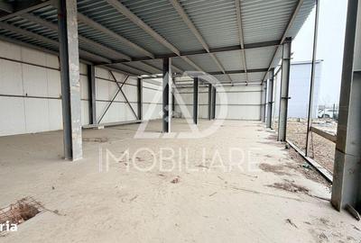 Spațiu comercial, de 550 mp, în Central - 3