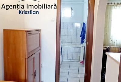 Apartament cu 2 camere de vanzare - Zona Solidarita?ii - 6