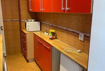 Garsonieră decomandată, mobilată în Central - 9