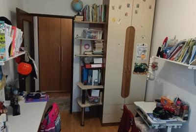 Apartament cu 3 camere decomandat în Alexandru cel Bun - 15