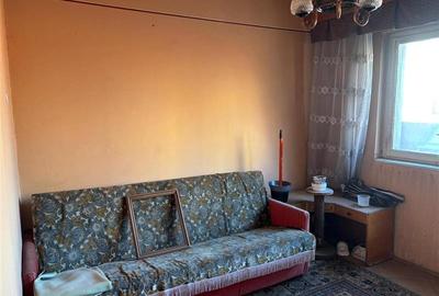 Apartament cu 3 camere semidecomandat în Complex Studențesc - 7