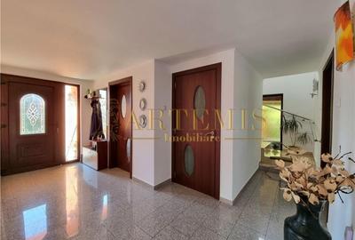 Casa individuala, 6 camere, 300 mp., teren 1150 mp., zona Libertatii. - 8