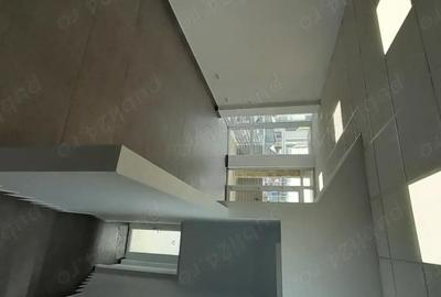 Spațiu comercial, de 95 mp, în Central - 7