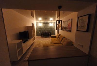 Apartament cu 2 camere semidecomandat în Micro 6