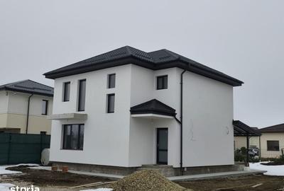 Casă cu 4 camere cu Teren 560 Mp în Tărtășești - 3