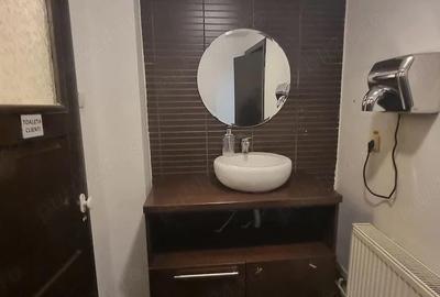 Spațiu comercial, de 100 mp, în Ultracentral - 8