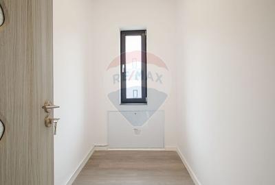 Casă cu 5 camere cu Teren 400 Mp în Bunloc - 23