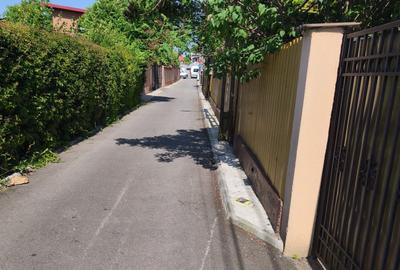 Casă cu 4 camere cu Canalizare în Central - 8