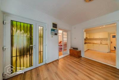 Vila superba, P+E, Cuvin, 9 camere, 200 mp si teren 1300 mp plus anexa 3 camere - 7