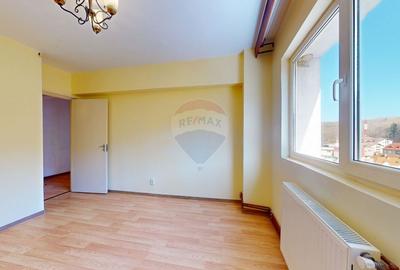 Apartament cu 4 camere decomandat în Valea Cetății - 13