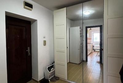 Garsonieră decomandată în Tei - 12