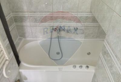 Apartament cu 3 camere semidecomandat, mobilat în Central - 11