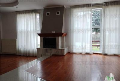 Casa de vanzare pe Erou Iancu Nicolae cu piscina Casa de vanzare pe Erou Iancu Nicolae cu piscina - 2