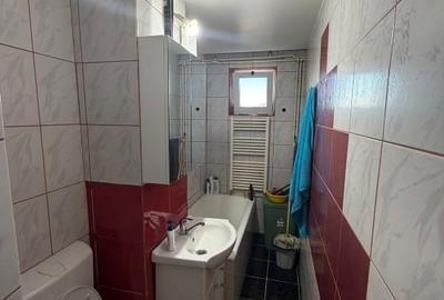 Apartament 3 camere – Zona 9 Mai, Aleea Teilor - 4