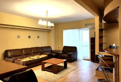 Apartament cu 4 camere decomandat în Stadion