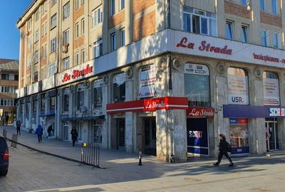 Spațiu comercial, de 120 mp, în Central - 7