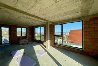 Casa cuplata, 4 camere, 163 mp utili, semifiniasata, cartier Dambul Rotund - 2