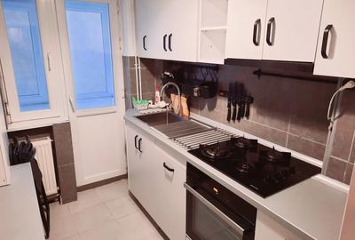 Apartament cu 2 camere decomandat în Victoriei - 3