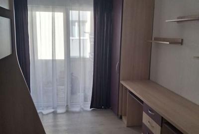 Apartament cu 3 camere decomandat în Florești - 2