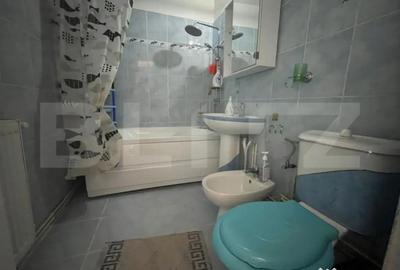 Apartament cu 3 camere decomandat în Micro 12 - 1