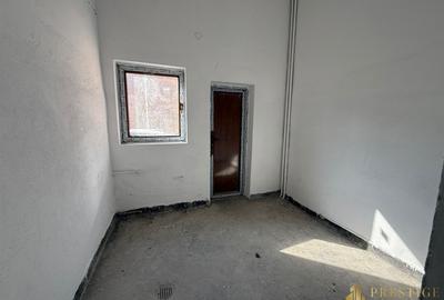 Spațiu comercial, de 129.2200012207 mp, în Central - 9