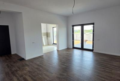 Casă cu 4 camere cu Teren 523 Mp în Clinceni - 13