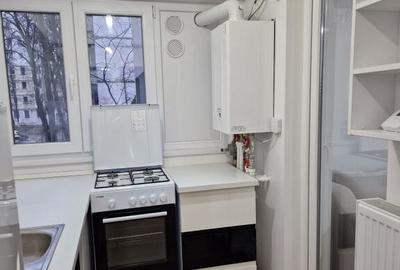 Zona Eroii Revolutiei Brancoveanu 38 mp bloc nou mobilata... - 16