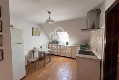 Casă cu 7 camere cu Teren 715 Mp în Cetate - 2