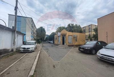 Spațiu comercial, de 53 mp, în Decebal - 5