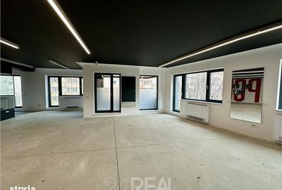 Spațiu comercial, de 121 mp, în Vitan
