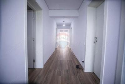 Cabana (8 dormitoare ?i piscina interioara) de vanzare in Bozanta Mare - 12