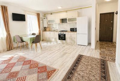 Apartament cu 3 camere semidecomandat, mobilat în Florești