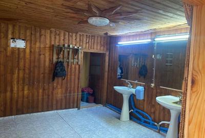 Spațiu comercial, de 20 mp, în Central - 3