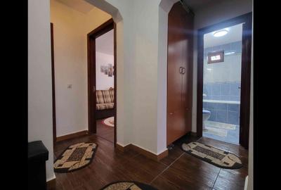 Apartament cu 3 camere decomandat în Central - 3