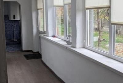 Casă individuală cu 3 camere cu Canalizare în Fărcașele - 8