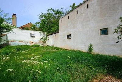 Casă cu 4 camere în Central - 6