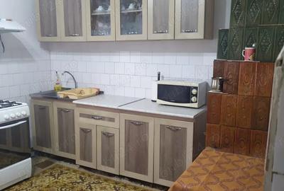 Casă cu 3 camere în Central - 2