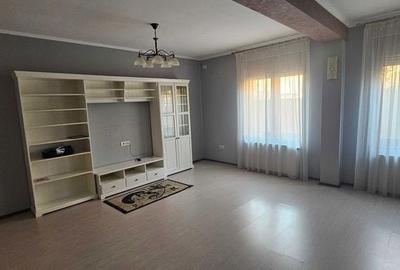 Casă cu 4 camere cu Teren 225 Mp în Bărcănești - 4