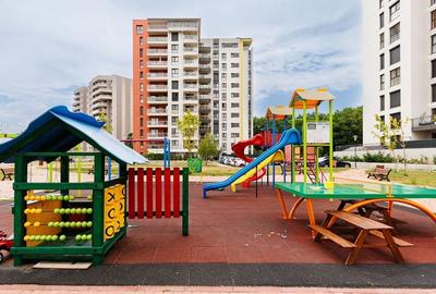 De vanzare penthouse cu 3 camere, 2 bai - zona de Nord - Comision 0% - 15