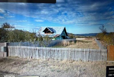 Teren de 2480 mp, în Podenii Noi - 1