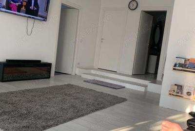 Casă cu Teren 570 Mp în Central - 1