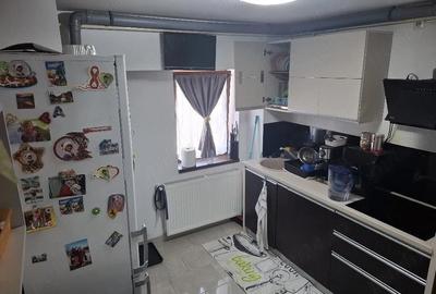 Apartament cu 3 camere decomandat în Central - 4