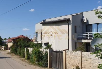 Casă individuală cu 4 camere cu Canalizare în Berceni