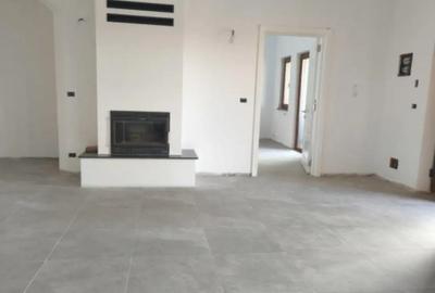 Casă cu 7 camere cu Teren 2500 Mp în Marginea - 13