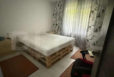 Apartament cu 5 camere decomandat în Micro 3 - 7