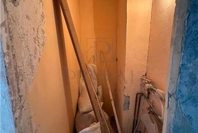 DOROBANTILOR - 2 Camere - Parter inalt - Decomandat - 7